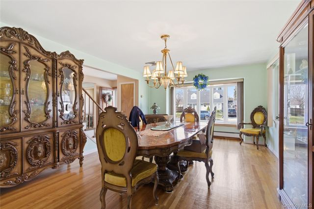 119 Woodoak Drive, Westbury, NY 11590