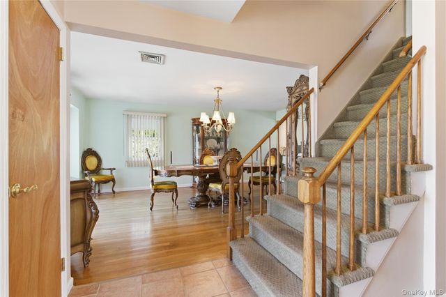 119 Woodoak Drive, Westbury, NY 11590