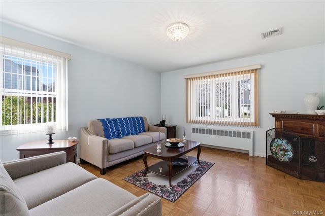 119 Woodoak Drive, Westbury, NY 11590