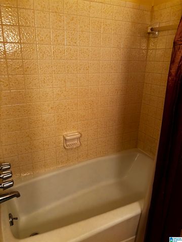 638 LORETTA DRIVE, Birmingham, AL 35214