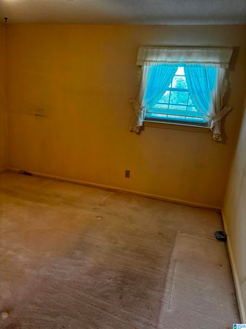 638 LORETTA DRIVE, Birmingham, AL 35214