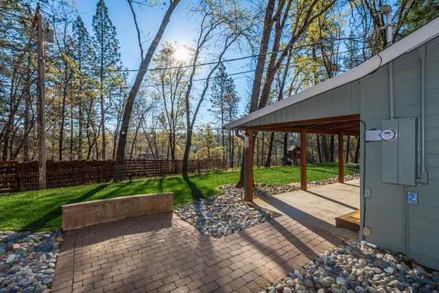 1535 Whispering Pines Dr, Meadow Vista, CA 95722