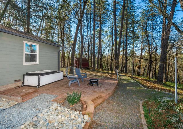 1535 Whispering Pines Dr, Meadow Vista, CA 95722