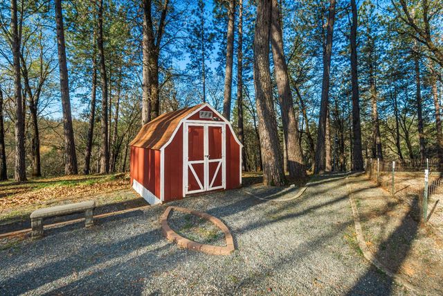 1535 Whispering Pines Dr, Meadow Vista, CA 95722