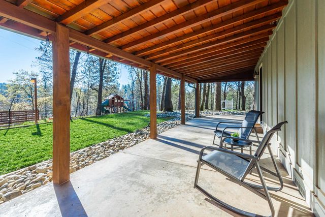 1535 Whispering Pines Dr, Meadow Vista, CA 95722