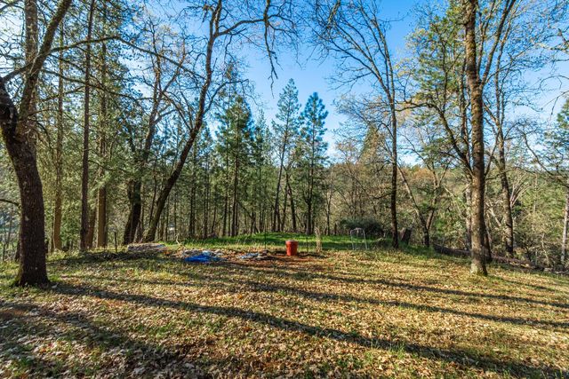 1535 Whispering Pines Dr, Meadow Vista, CA 95722