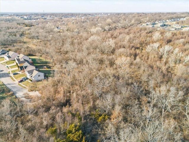 6712 & 6800 E 122nd Street, Grandview, MO 64030