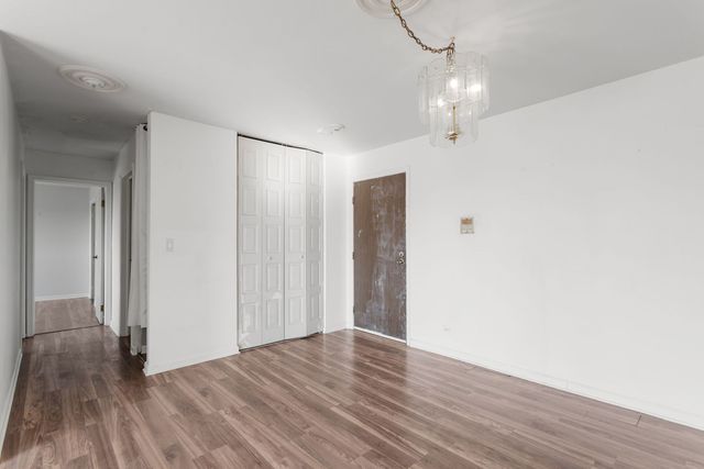 4711 Saint Joseph Creek Drive 5H, Lisle, IL 60532