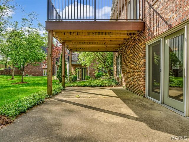 1 Eagle Court, Edwardsville, IL 62025
