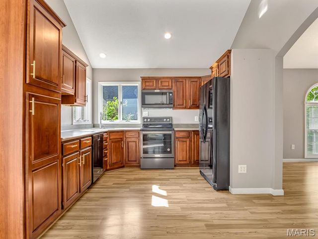 1 Eagle Court, Edwardsville, IL 62025
