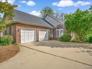 1 Eagle Court, Edwardsville, IL 62025