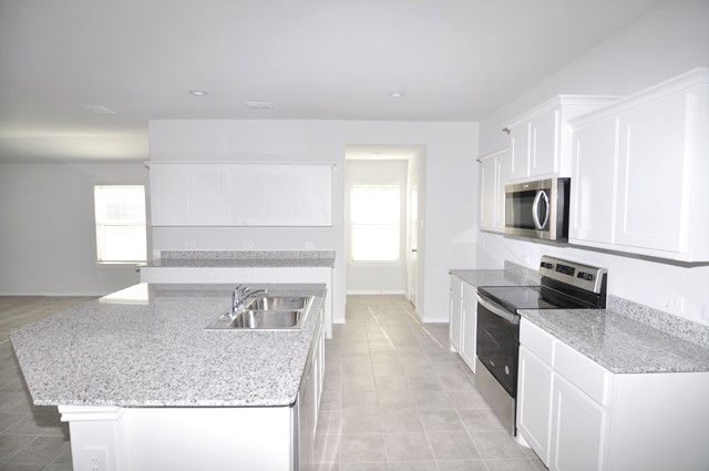 9508 Golden Summit Drive, Fort Worth, TX 76131