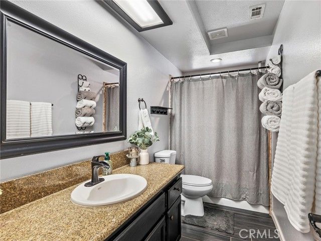 22585 Ocotillo Way, Apple Valley, CA 92308