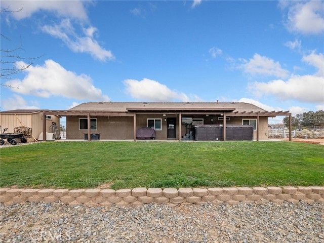 22585 Ocotillo Way, Apple Valley, CA 92308