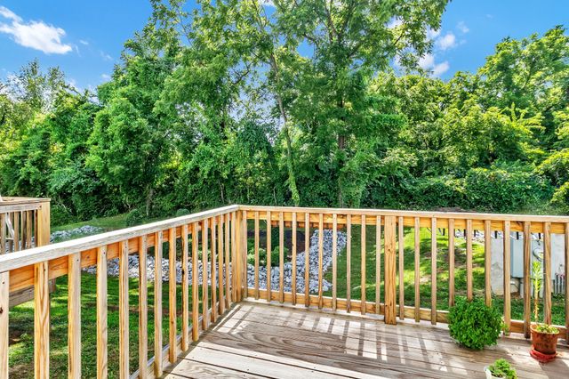 1908 Lombardia Ln, Madison, TN 37115