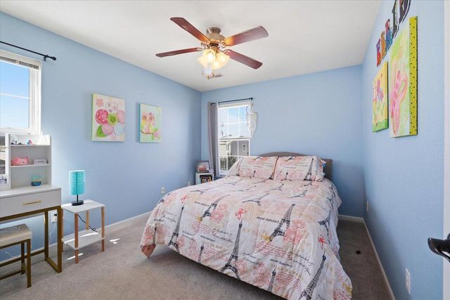 734 Creekwood LANE, West Bend, WI 53095