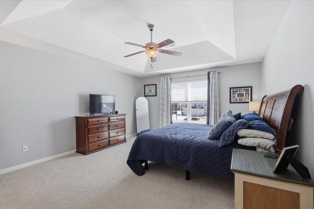 734 Creekwood LANE, West Bend, WI 53095