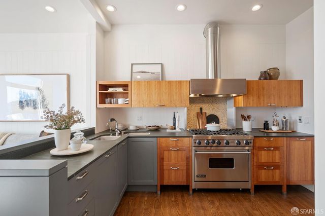 3853 22nd Street, San Francisco, CA 94114