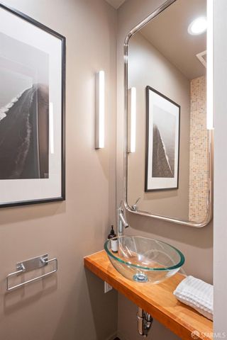 3853 22nd Street, San Francisco, CA 94114