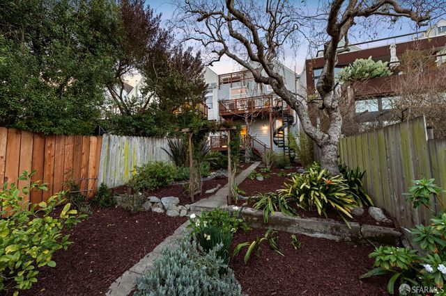 3853 22nd Street, San Francisco, CA 94114