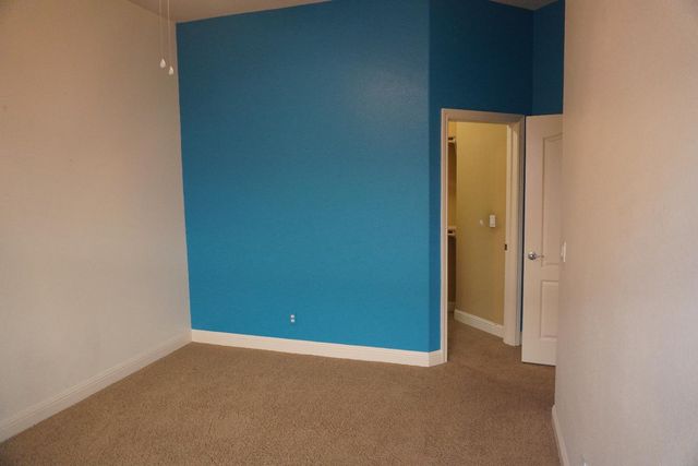 1593 Diamond Woods Cir, Roseville, CA 95747