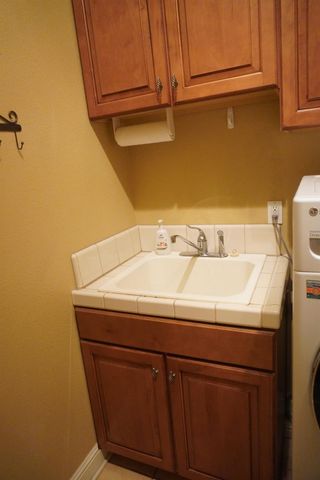 1593 Diamond Woods Cir, Roseville, CA 95747