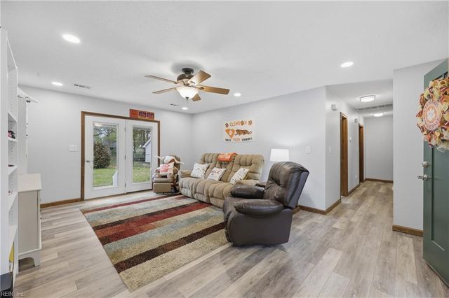 1524 Brumsey DR, Elizabeth City, NC 27909