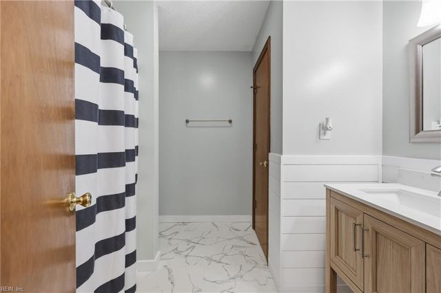 1524 Brumsey DR, Elizabeth City, NC 27909