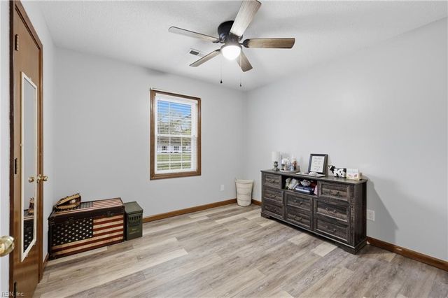 1524 Brumsey DR, Elizabeth City, NC 27909