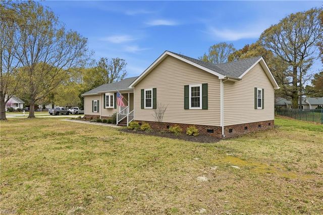 1524 Brumsey DR, Elizabeth City, NC 27909