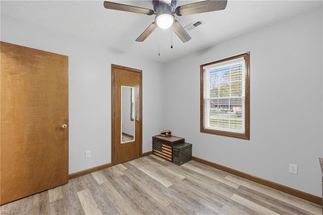 1524 Brumsey DR, Elizabeth City, NC 27909