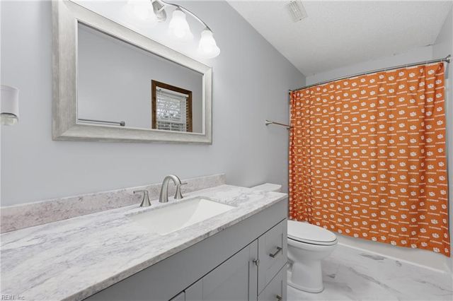 1524 Brumsey DR, Elizabeth City, NC 27909