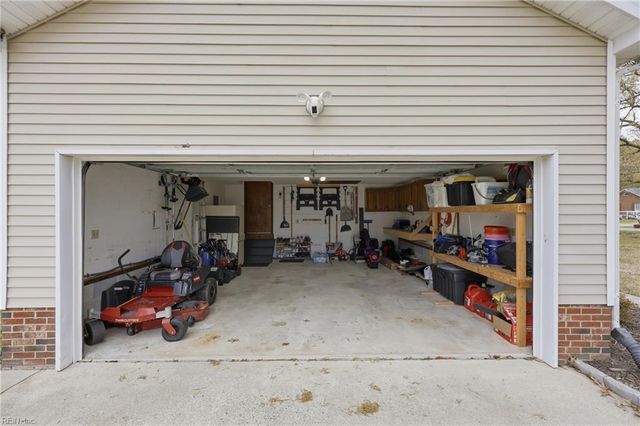 1524 Brumsey DR, Elizabeth City, NC 27909