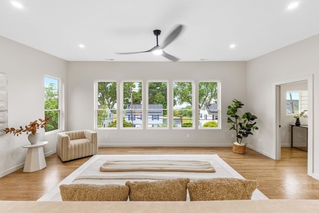 95 Grandview Rd, Arlington, MA 02476
