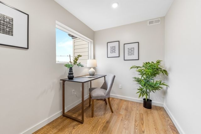 95 Grandview Rd, Arlington, MA 02476