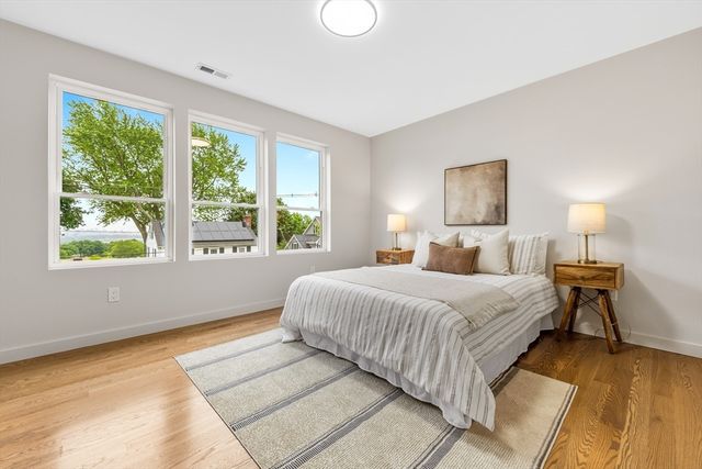 95 Grandview Rd, Arlington, MA 02476