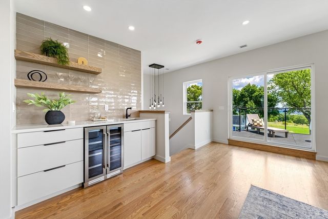 95 Grandview Rd, Arlington, MA 02476