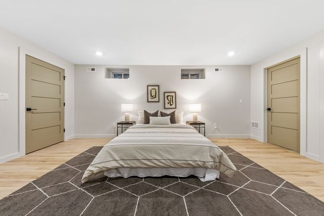 95 Grandview Rd, Arlington, MA 02476