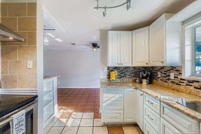 5934 Summer Fest Drive, San Antonio, TX 78244