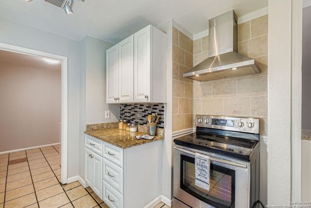 5934 Summer Fest Drive, San Antonio, TX 78244