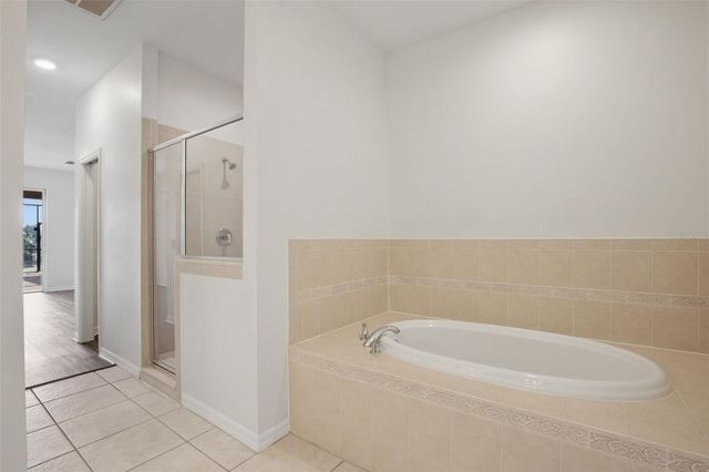 6648 THACKSTON DRIVE, Riverview, FL 33578