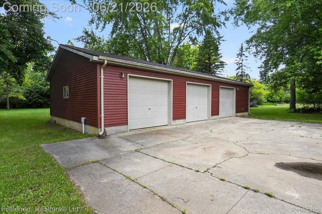 9065 E Richfield Road, Richfield Township, MI 48423