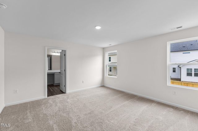 203 Bedstone Way, Clayton, NC 27520
