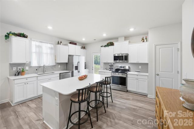 2928 Legacy Ridge Lane, Catawba, NC 28609