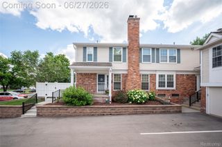 42174 Roscommon Street, Novi, MI 48167