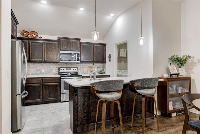 3520 Piney River Drive, Yukon, OK 73099