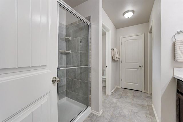 3520 Piney River Drive, Yukon, OK 73099