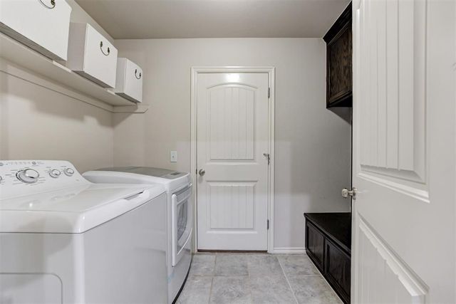 3520 Piney River Drive, Yukon, OK 73099
