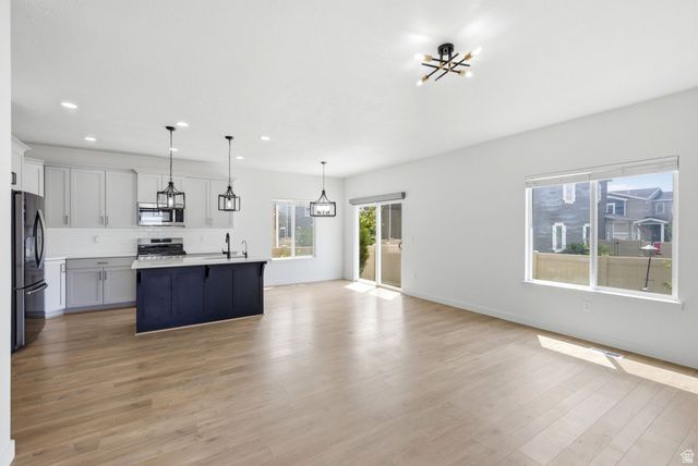 5657 W LOST MINE LN, Herriman, UT 84096