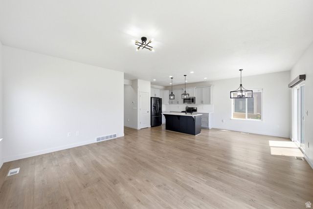 5657 W LOST MINE LN, Herriman, UT 84096